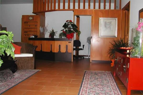 K2 Hotel كاتوليكا المظهر الخارجي الصورة